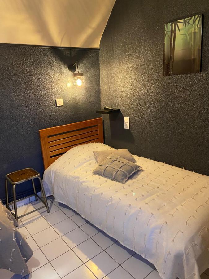 La Penate Bed & Breakfast Pluduno Bagian luar foto