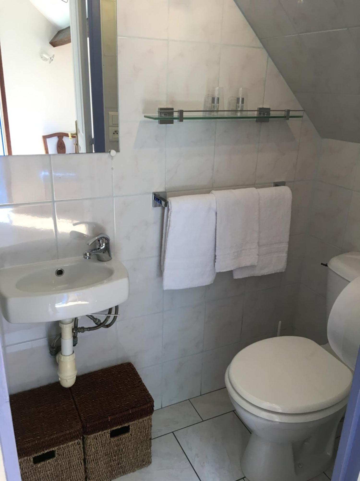 La Penate Bed & Breakfast Pluduno Bagian luar foto